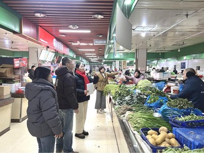 崇川區審計局聚焦農貿市場攤位出租管理，開展專項市場調研